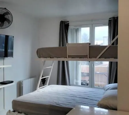 Du Quai Apartment *