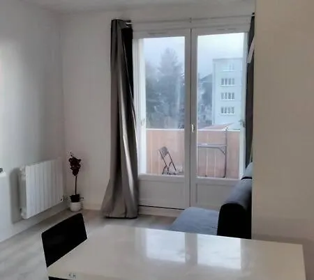 Du Quai